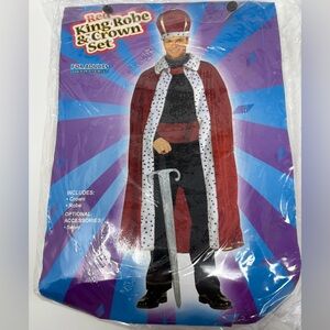 FORUM; King Red Robe & Crown Costume Set. Adult One Size